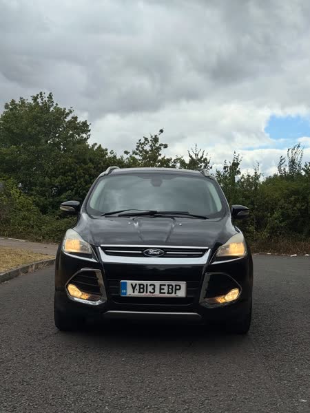 2013 Ford Kuga 2.0 TDCi Titanium 4x4 photo 2