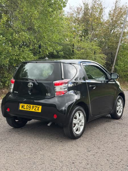 2009 Toyota iQ 1.0 VVT-i photo 6