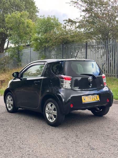 2009 Toyota iQ 1.0 VVT-i photo 4