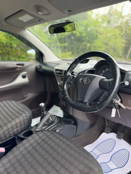 2009 Toyota iQ 1.0 VVT-i photo 7